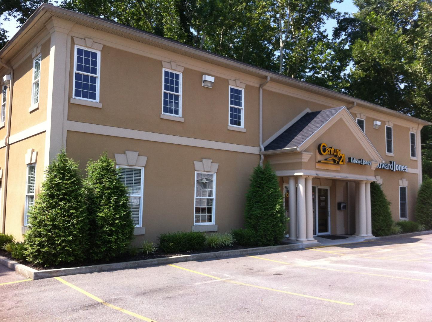 CENTURY 21 Homes & Land