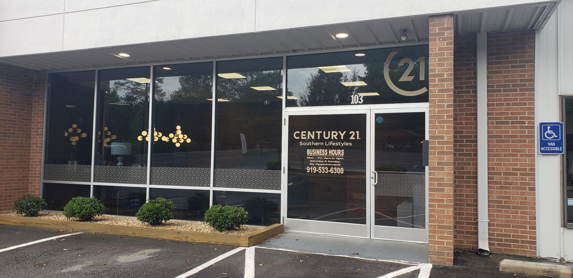 CENTURY 21 Southern Lifestyles