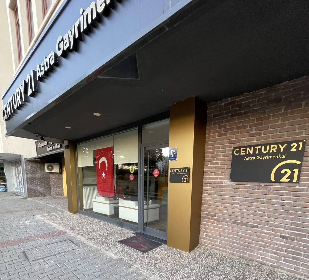 CENTURY 21 ASTRA