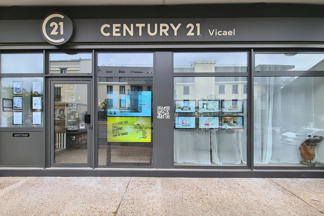 CENTURY 21 Vicael