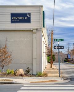 CENTURY 21 Connected