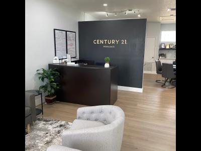 CENTURY 21 Hancock