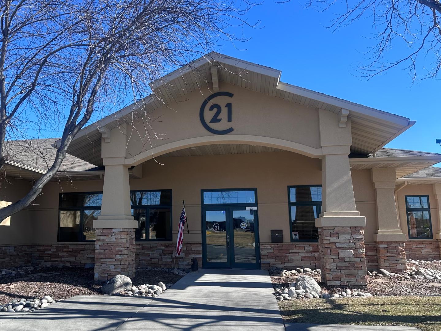 CENTURY 21 Americana