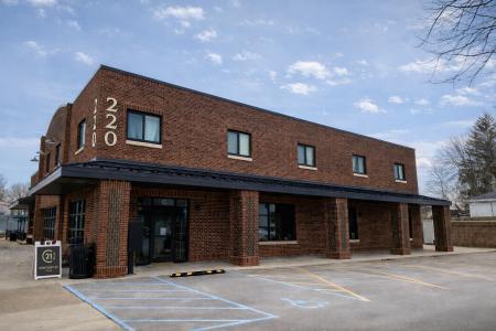 CENTURY 21 Circle