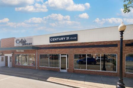 CENTURY 21 Circle