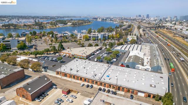 Embarcadero, Suite 100, Oakland, Калифорния 94606, Соединенные Штаты