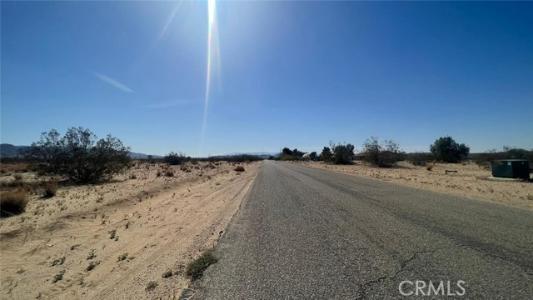 E Broadway & 4th St, Joshua Tree, קליפורניה 92252, ארצות הברית של אמריקה 