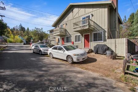 Meadow Lane, Crestline, California 92325, Stati Uniti