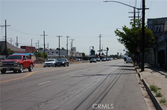 W SLAUSON Avenue, Los Angeles, California 90047