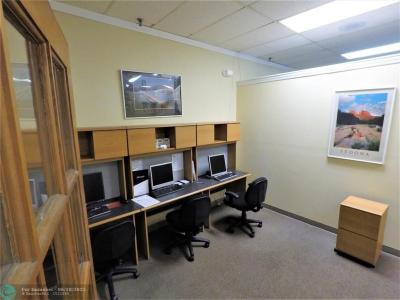 8100 W Sunrise Blvd, Plantation, 플로리다 33322, 미국