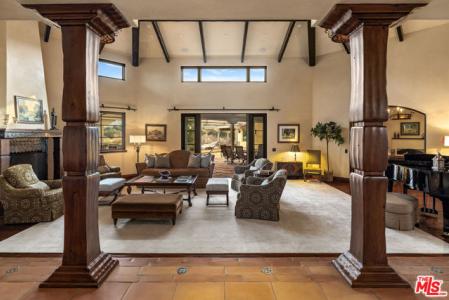 Saddle Lane, Ojai, California 93023, Estados Unidos