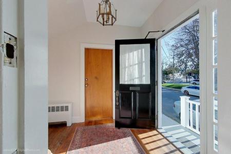 6 Equality Park Street 1, Newport, Rhode Island 02840, HOA KỲ