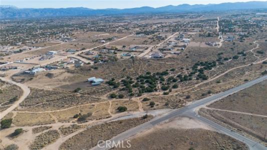 Mariposa, Oak Hills, California 92344