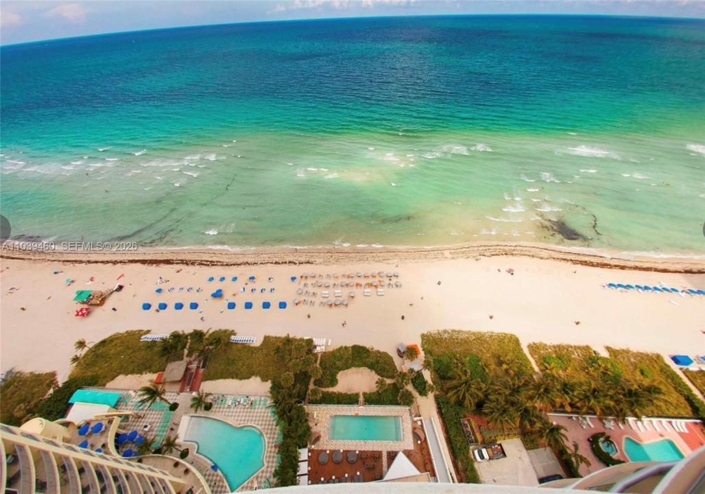 17315 Collins Ave 1555, Sunny Isles Beach, Florida 33160, USA