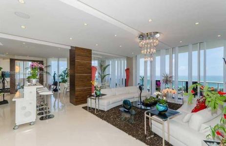 3802 NE 207th St 2802, Aventura, Florida 33180, USA