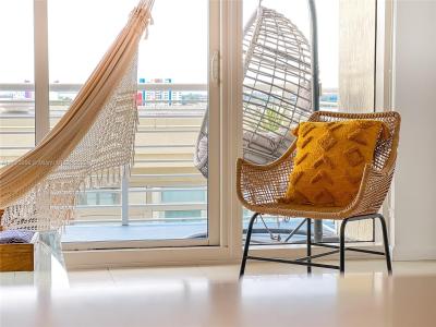 3250 NE 1st Ave 708, Miami, Florida 33137, USA