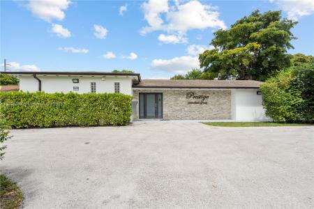 16170 NE 11th Ct, North Miami Beach, Florida 33162, USA
