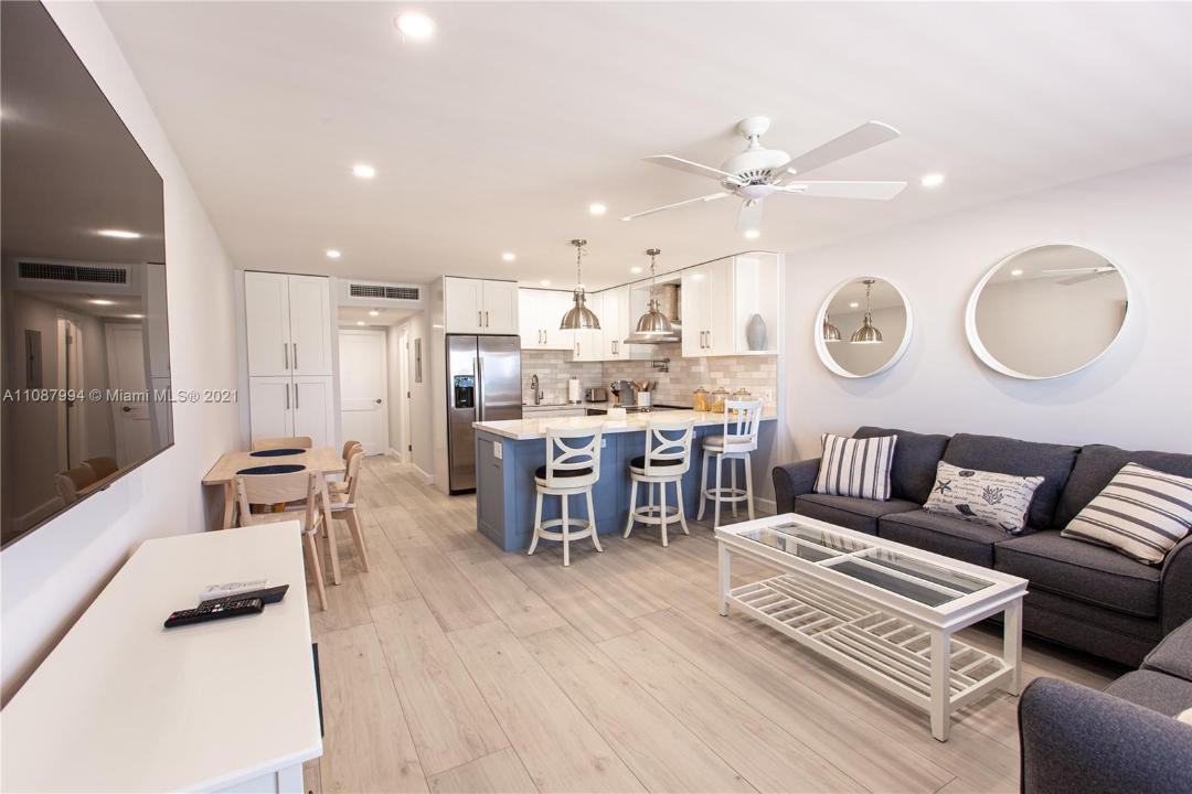 300 Oregon St 204, Hollywood, Florida 33019, HOA KỲ