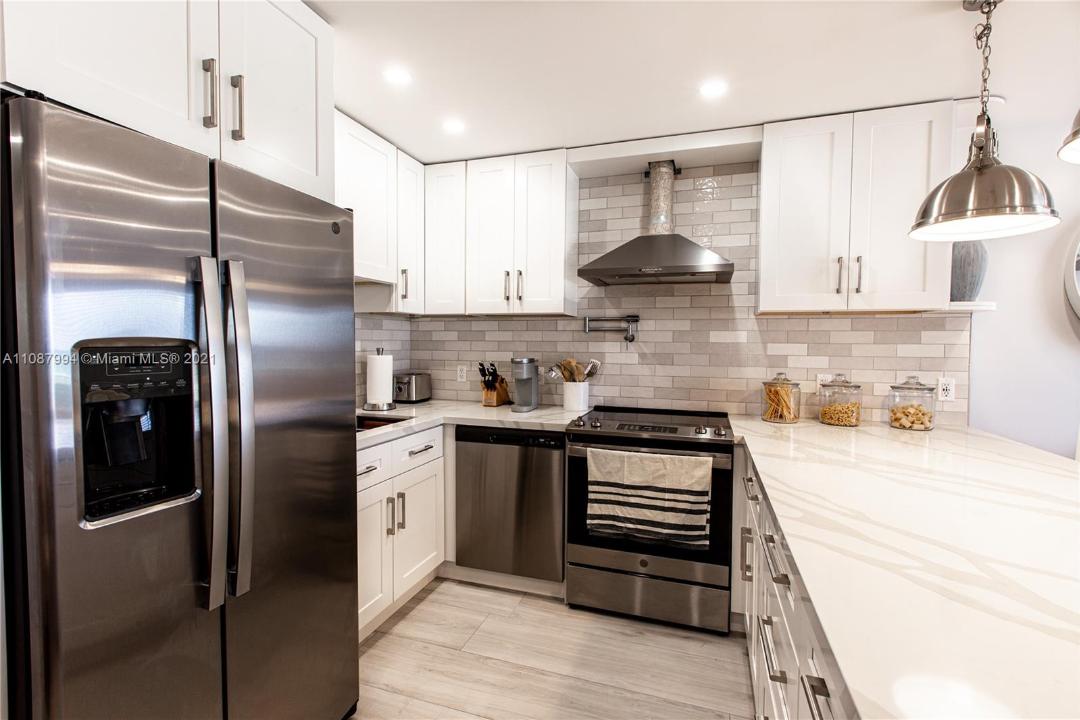 300 Oregon St 204, Hollywood, Florida 33019, HOA KỲ