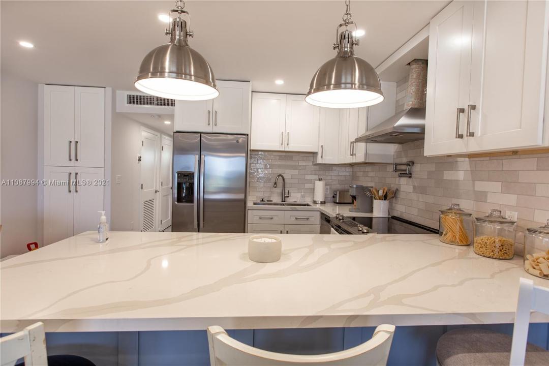 300 Oregon St 204, Hollywood, Florida 33019, HOA KỲ