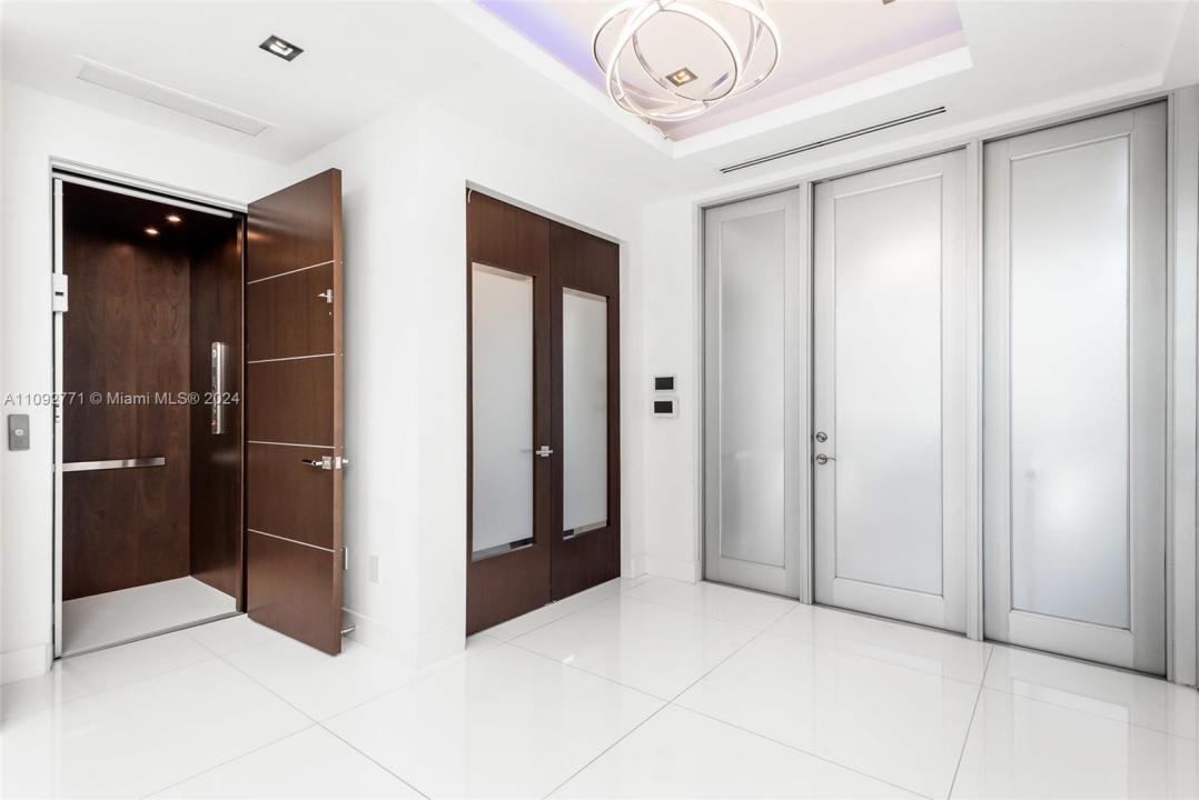300 Royal Plaza Dr, Fort Lauderdale, فلوريدا 33301, الولايات المتحدة