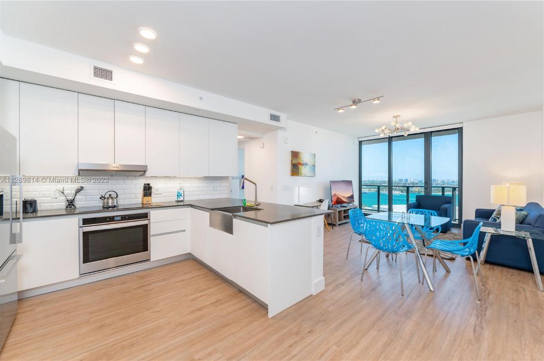650 NE 2nd Ave 2 bedroom, Miami, Floride 33132, États-Unis