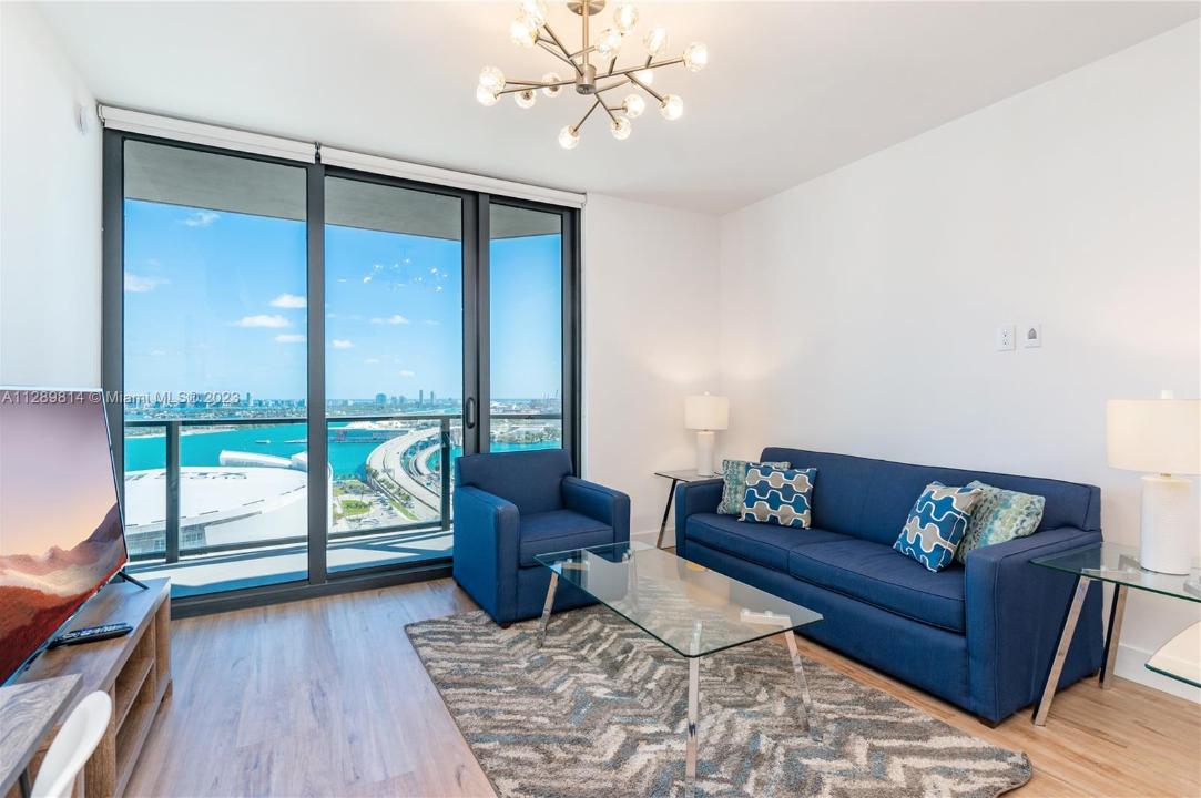 650 NE 2nd Ave 2 bedroom, Miami, Floride 33132, États-Unis
