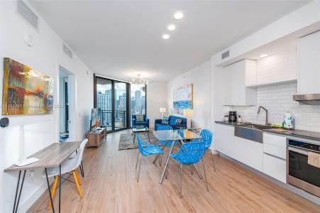 650 NE 2nd Ave 1 bedroom, Miami, Florida 33132, USA