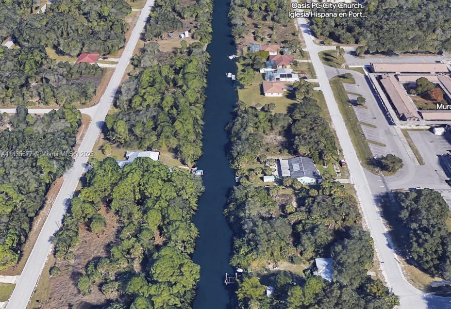 2065 Cedarwood St, Port Charlotte, Floride 33947, États-Unis