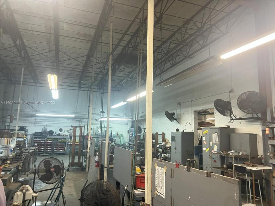 6785 NW 17th Ave, Fort Lauderdale, Florida 33309