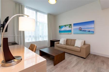777 N Ocean Dr S302, Hollywood, Florida 33019, USA