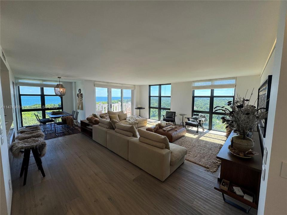 1121 Crandon Blvd D608, Key Biscayne, Florida 33149
