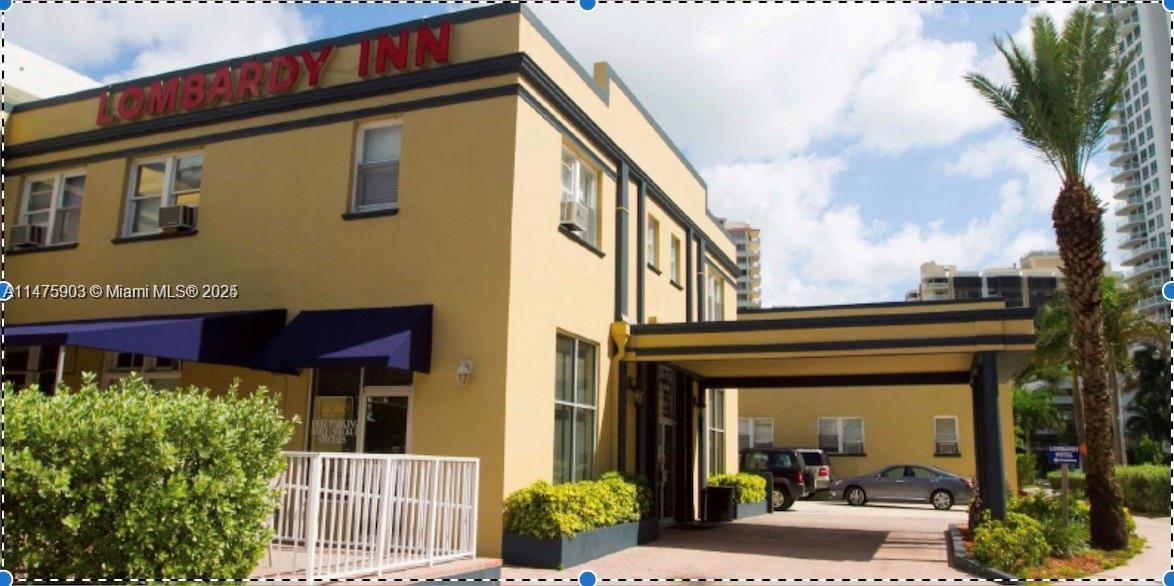 6300 Collins Ave many, Miami Beach, Floride 33141, États-Unis