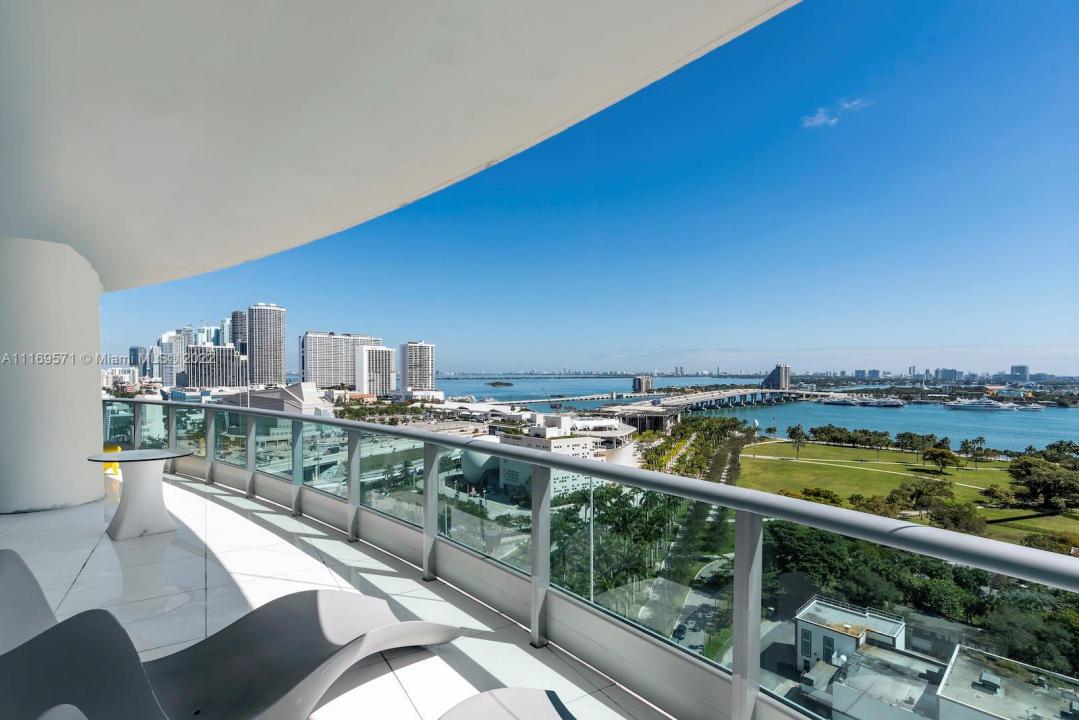 900 Biscayne Blvd 2006, Miami, Florida 33132, Stati Uniti