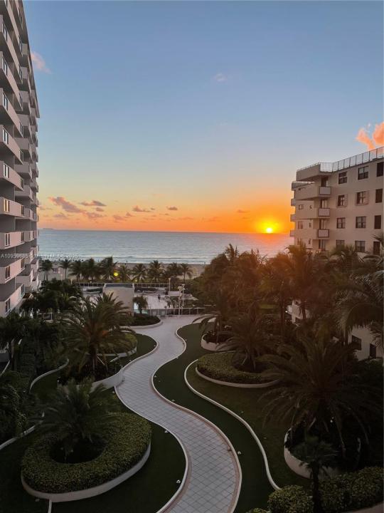 100 Lincoln Rd 719, Miami Beach, Floride 33139, États-Unis