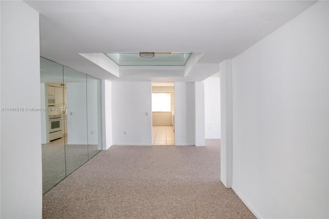 2801 NE 183rd St 1702W, Aventura, Florida 33160, HOA KỲ