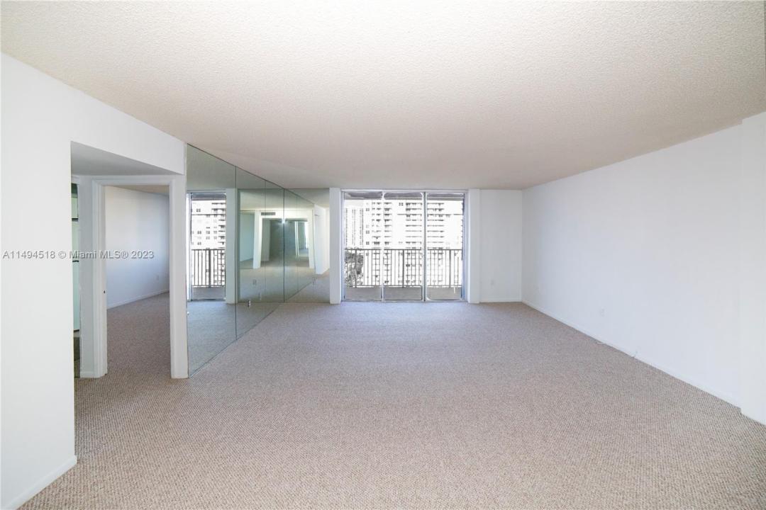2801 NE 183rd St 1702W, Aventura, Florida 33160, HOA KỲ