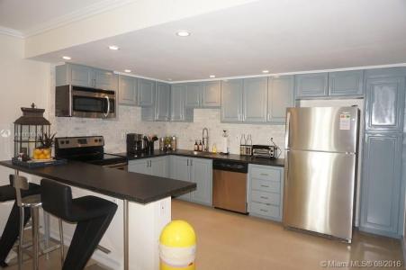 19370 COLLINS AV SEASONAL 923, Sunny Isles Beach, Florida 33160, USA
