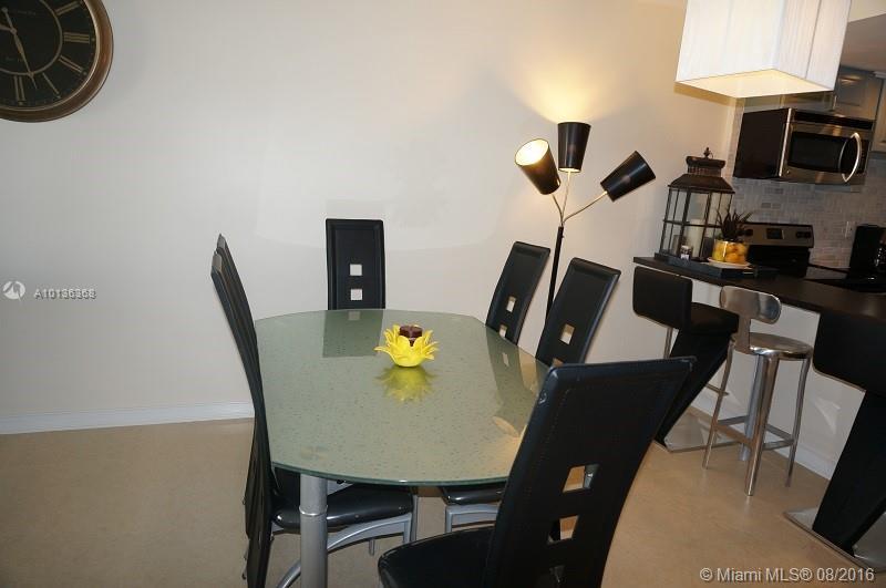 19370 COLLINS AV SEASONAL 923, Sunny Isles Beach, פלורידה 33160, ארצות הברית של אמריקה