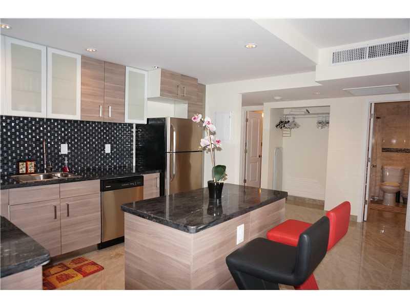 19370 COLLINS AV SEASONAL 1007, Sunny Isles Beach, Floride 33160, États-Unis