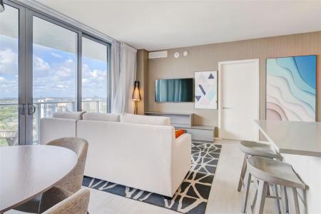 4010 S Ocean Dr R2106, Hollywood, Florida 33019, USA