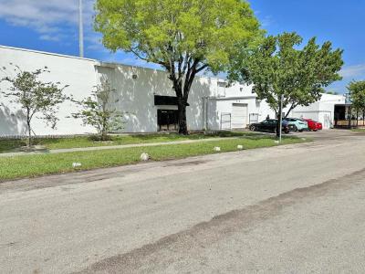 3000 Stirling Rd, Hollywood, Florida 33021, USA