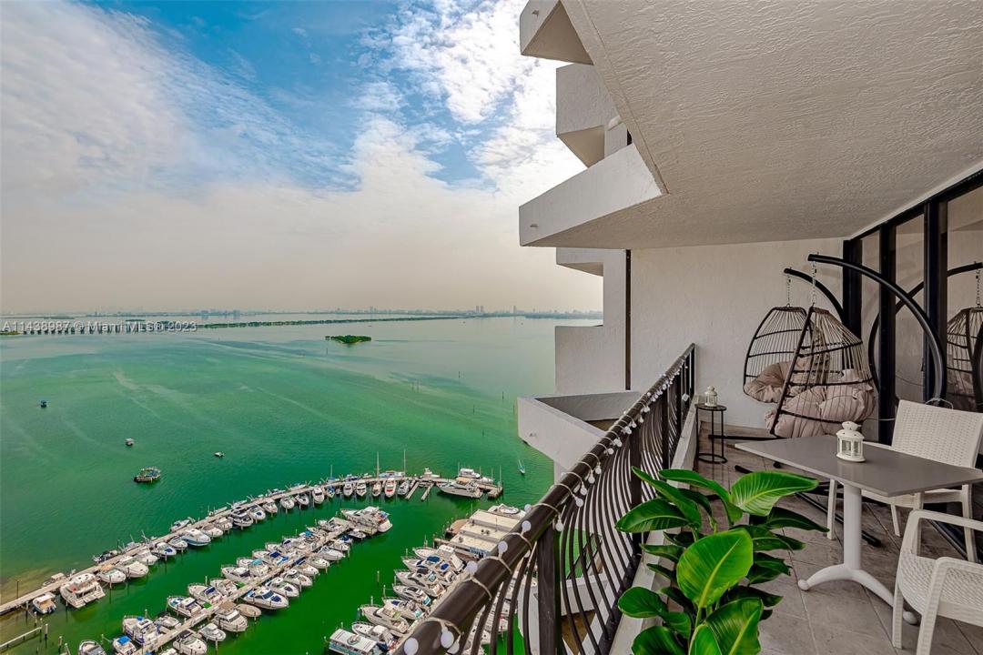 555 NE 15th St 32E, Miami, Floride 33132, États-Unis