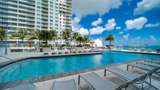 1155 Brickell Bay Dr 2203, Miami, Florida 33131, USA