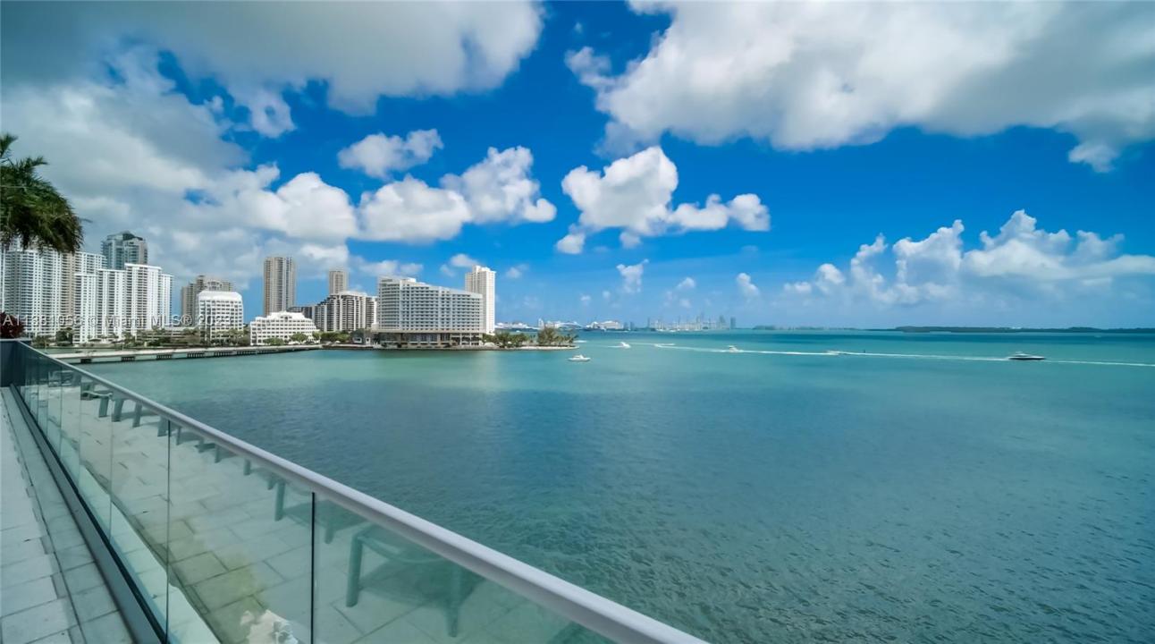 1155 Brickell Bay Dr 2203, Miami, Florida 33131