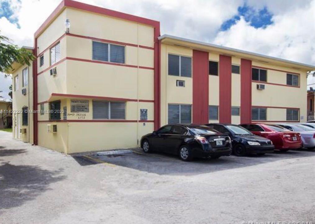 71 NW 76th St 16, Miami, Floride 33150, États-Unis