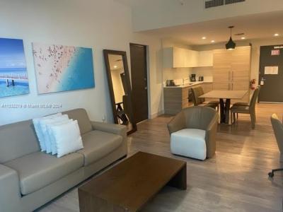 777 N Ocean Dr N317, Hollywood, Florida 33019, USA