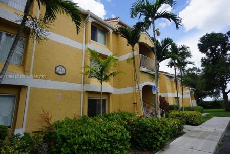 2667 NW 33rd St 2416, Oakland Park, Florida 33309, USA