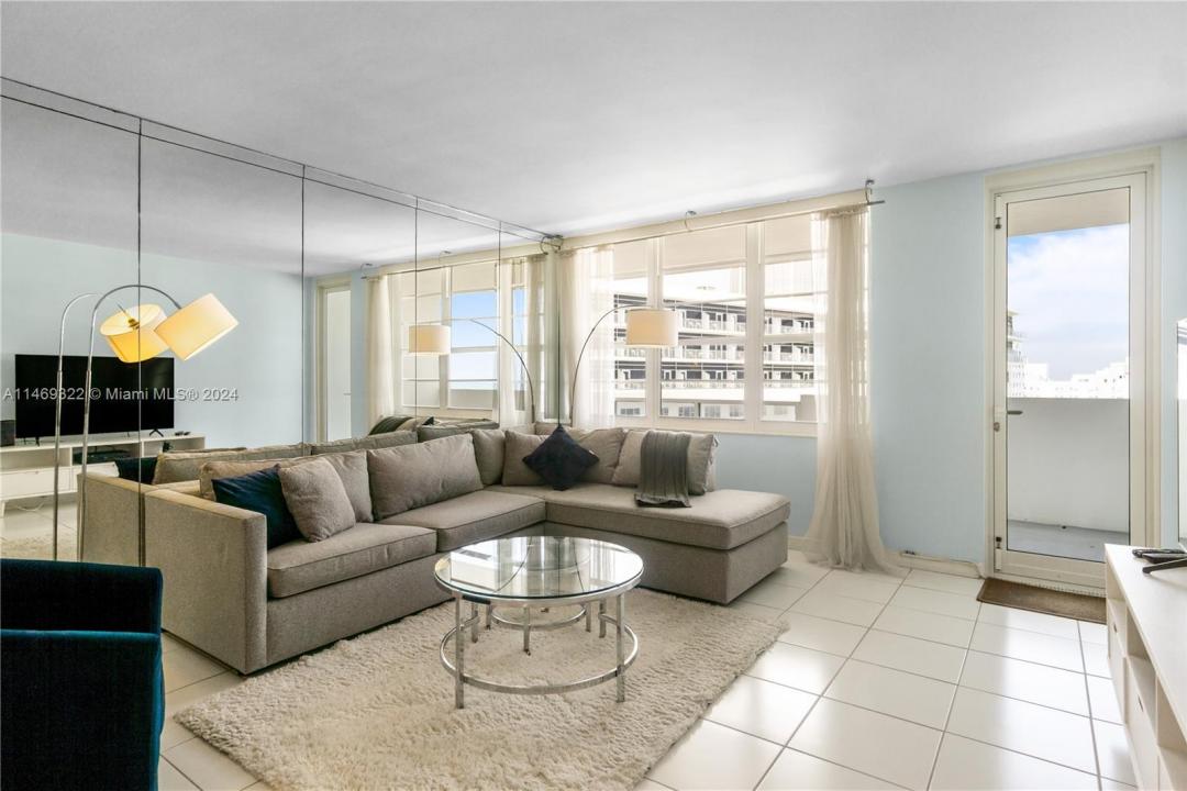 100 Lincoln Rd 1043, Miami Beach, Floride 33139, États-Unis
