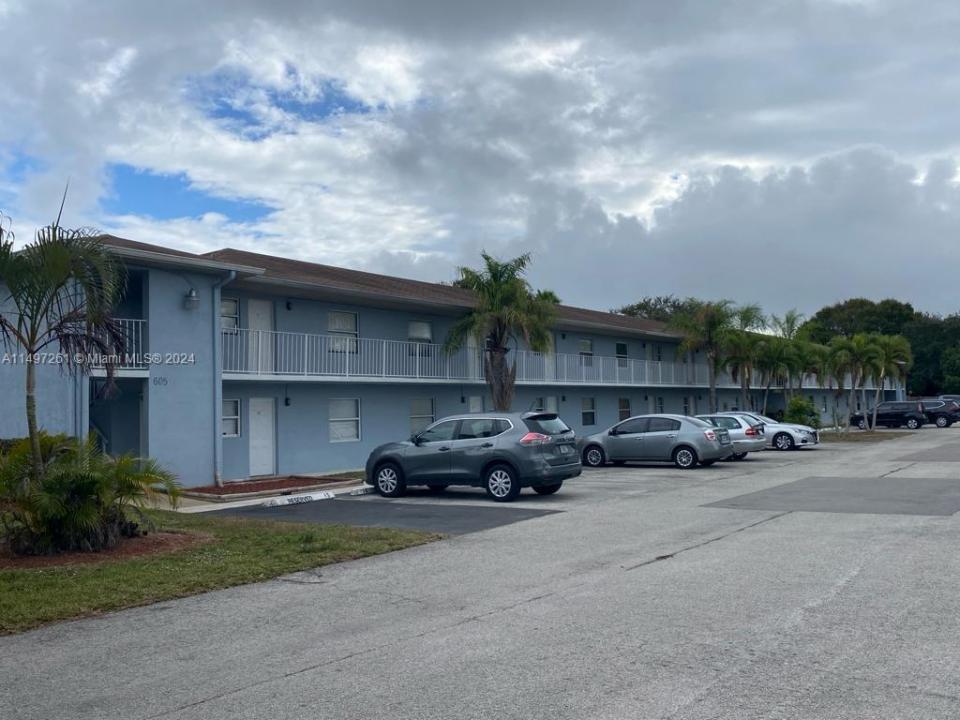 617 Ixoria Ave 29, Fort Pierce, Florida 34982, Stati Uniti